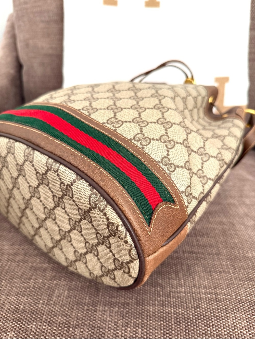 Gucci authentic brown monogram coated canvas Bucket Bag brown leather - Picture 10 of 16